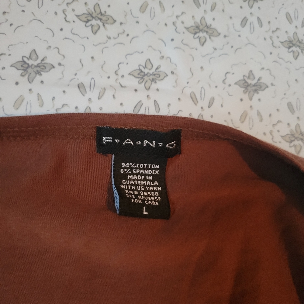 Y2K Cropped Cardigan 🤎 - Picture 4 of 4